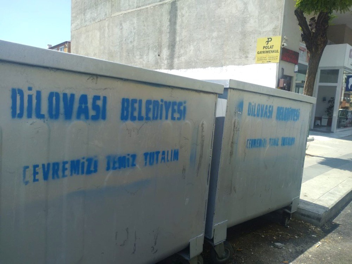 Dilovası\'nda çöp konteynerleri değişti