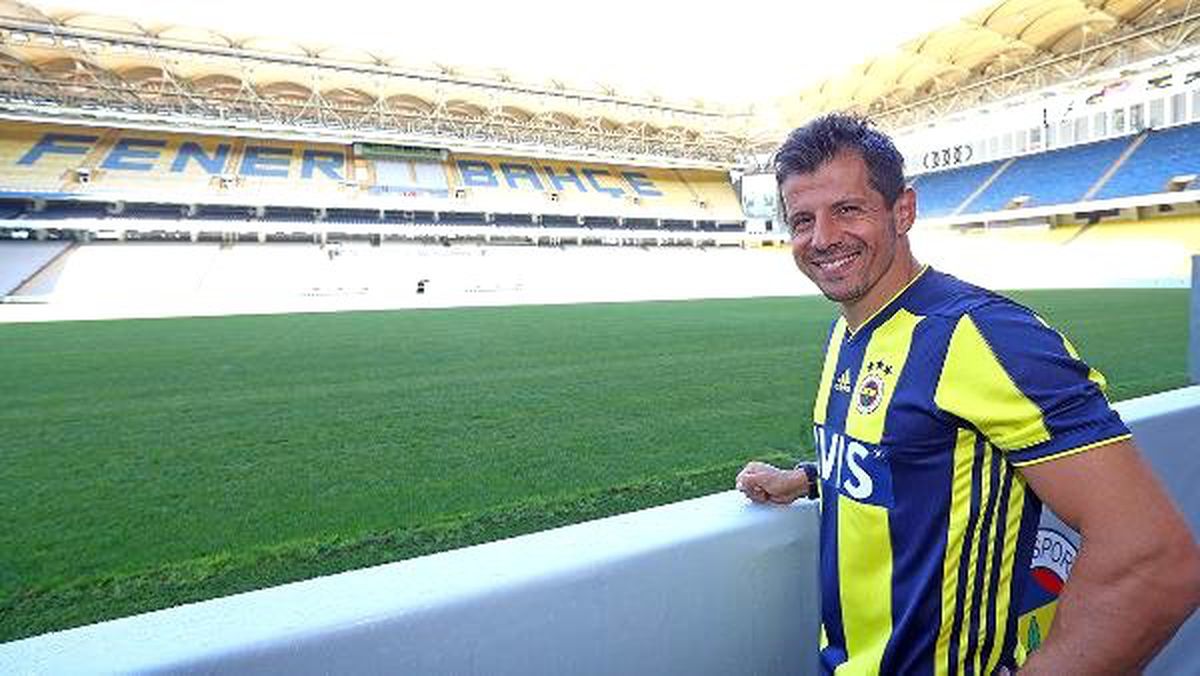 Emre Belözoğlu resmen Fenerbahçe\'de