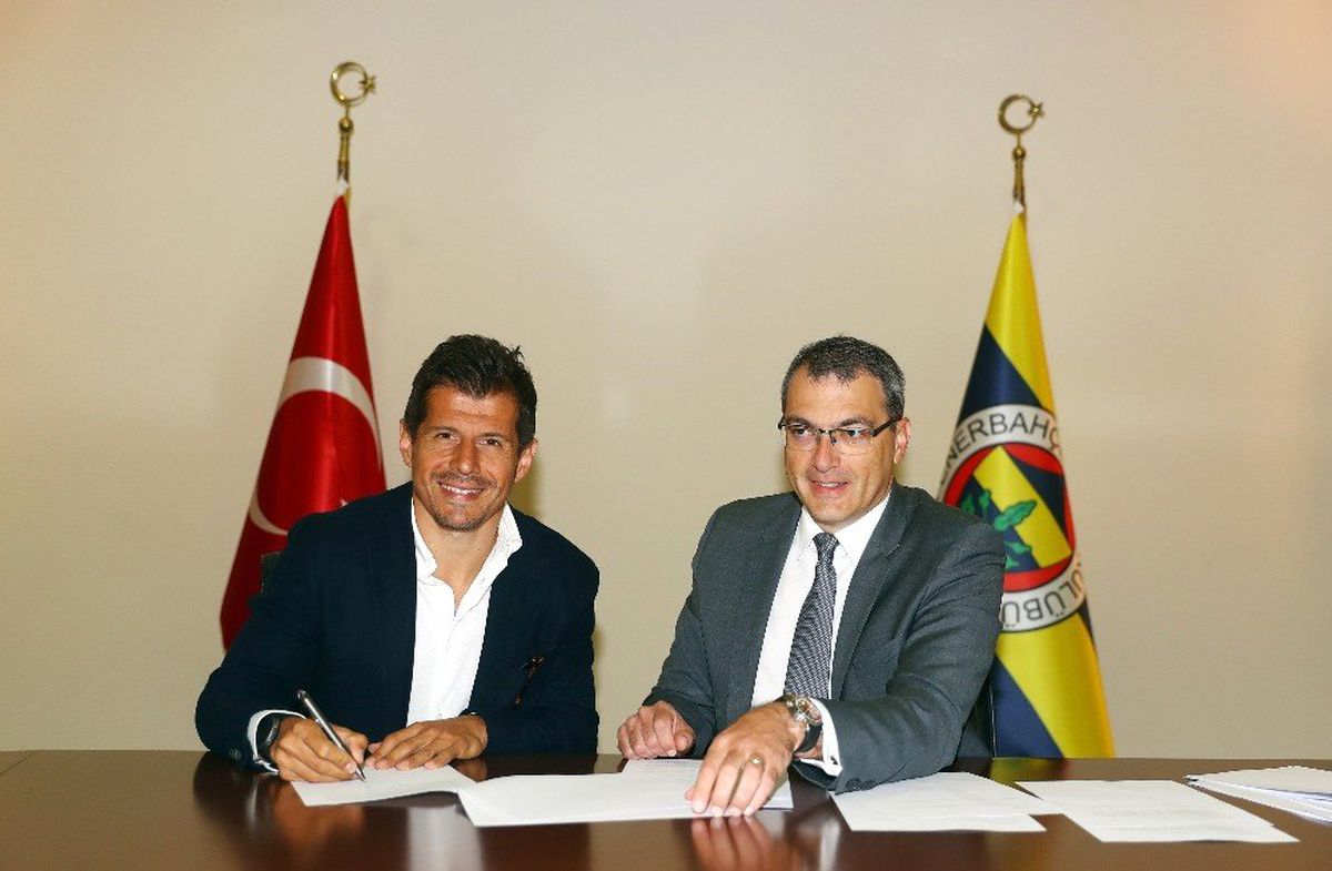 Emre Belözoğlu resmen Fenerbahçe\'de!