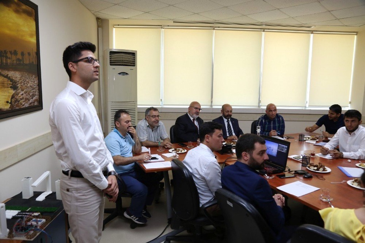 Geleceğin mühendisleri tez sunumlarını Büyükşehir\'de yaptı