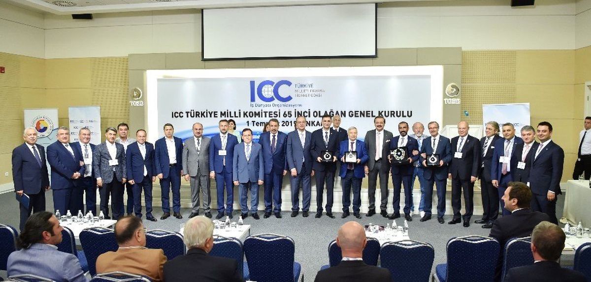 Hisarcıklıoğlu\'ndan ICC yarışmasında başarılı olan odalara plaket