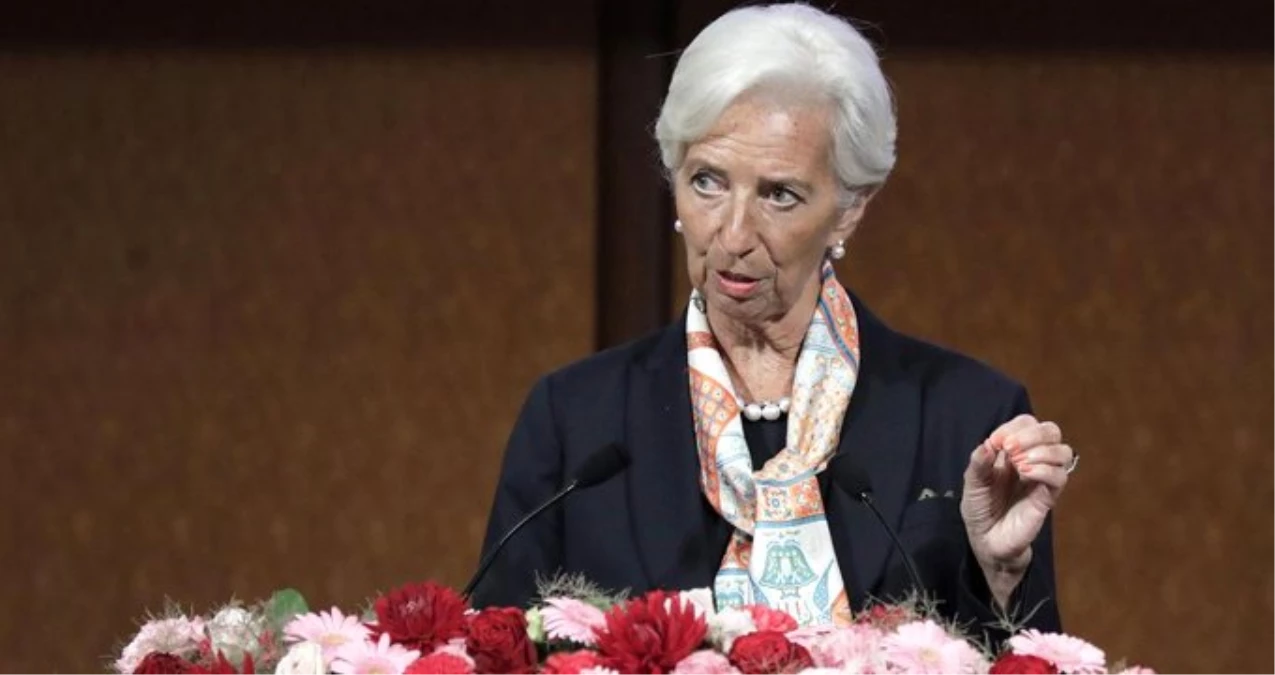 IMF Direktörü Lagarde görevini askıya aldı