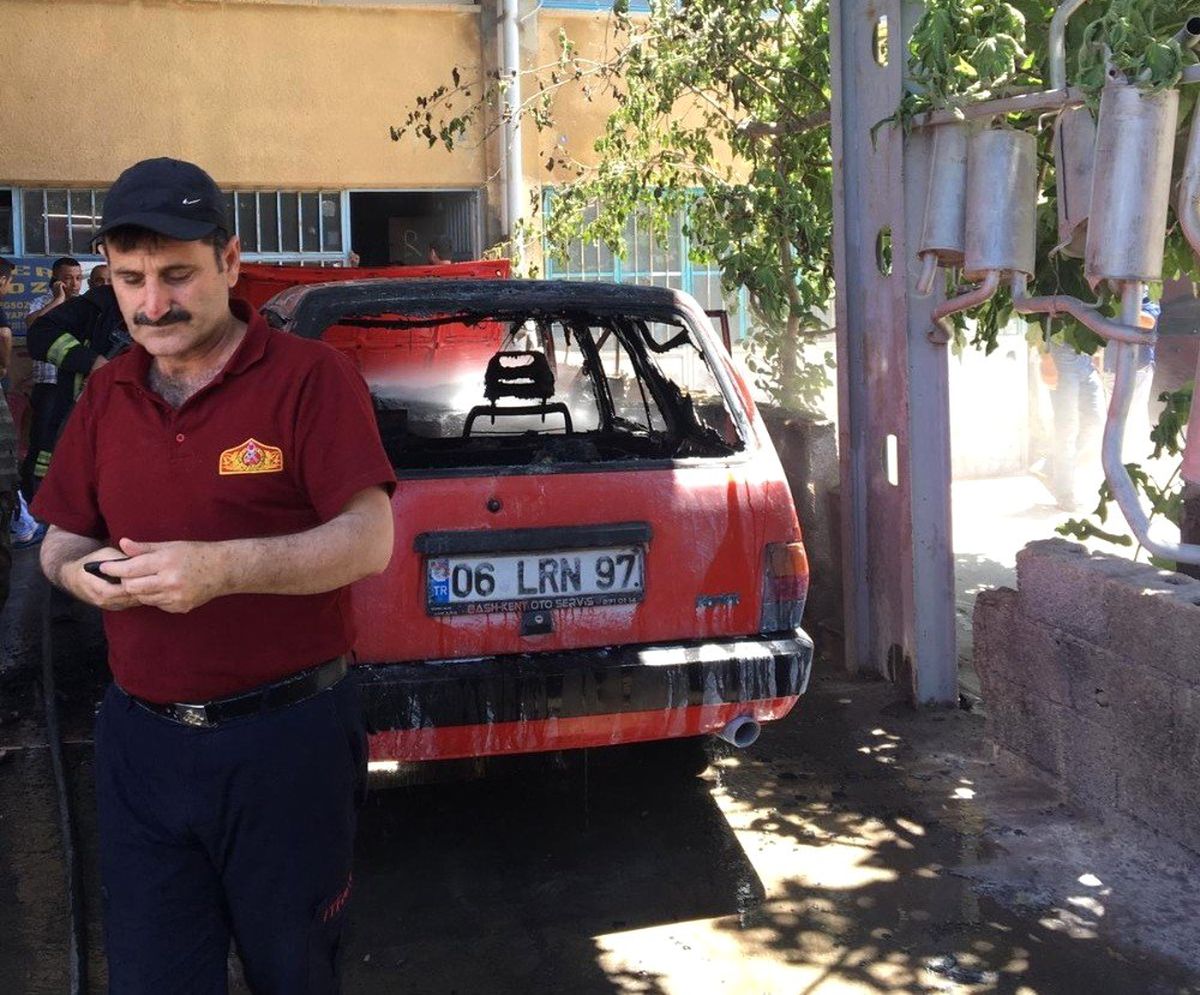 Kaynak yapılan otomobil alev aldı