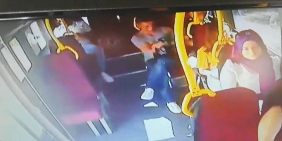 (Özel) Hırsızın zevkten dört köşe olduğu an kamerada