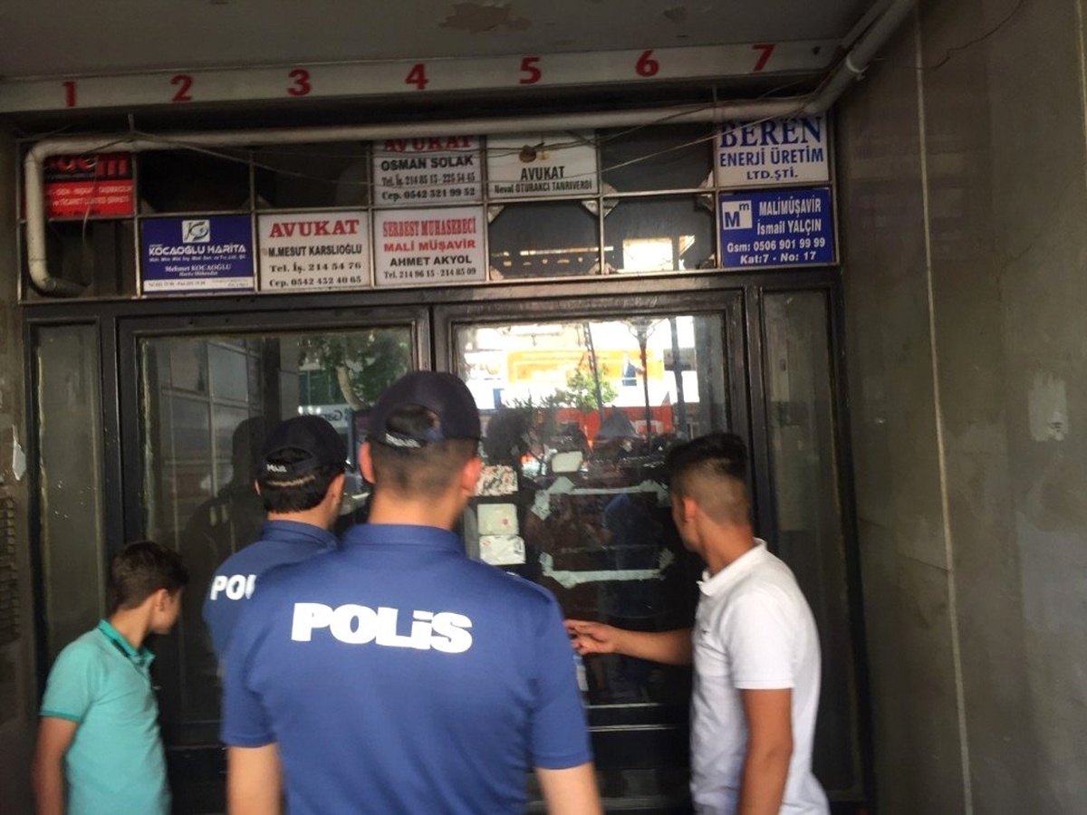 Panik atak geçirdi, ortalığı birbirine kattı