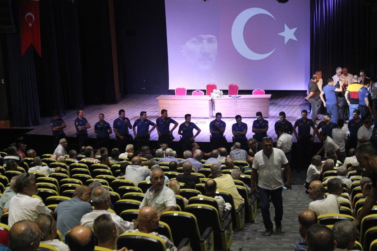 Polis kontrolünde emekli polis derneği seçimi