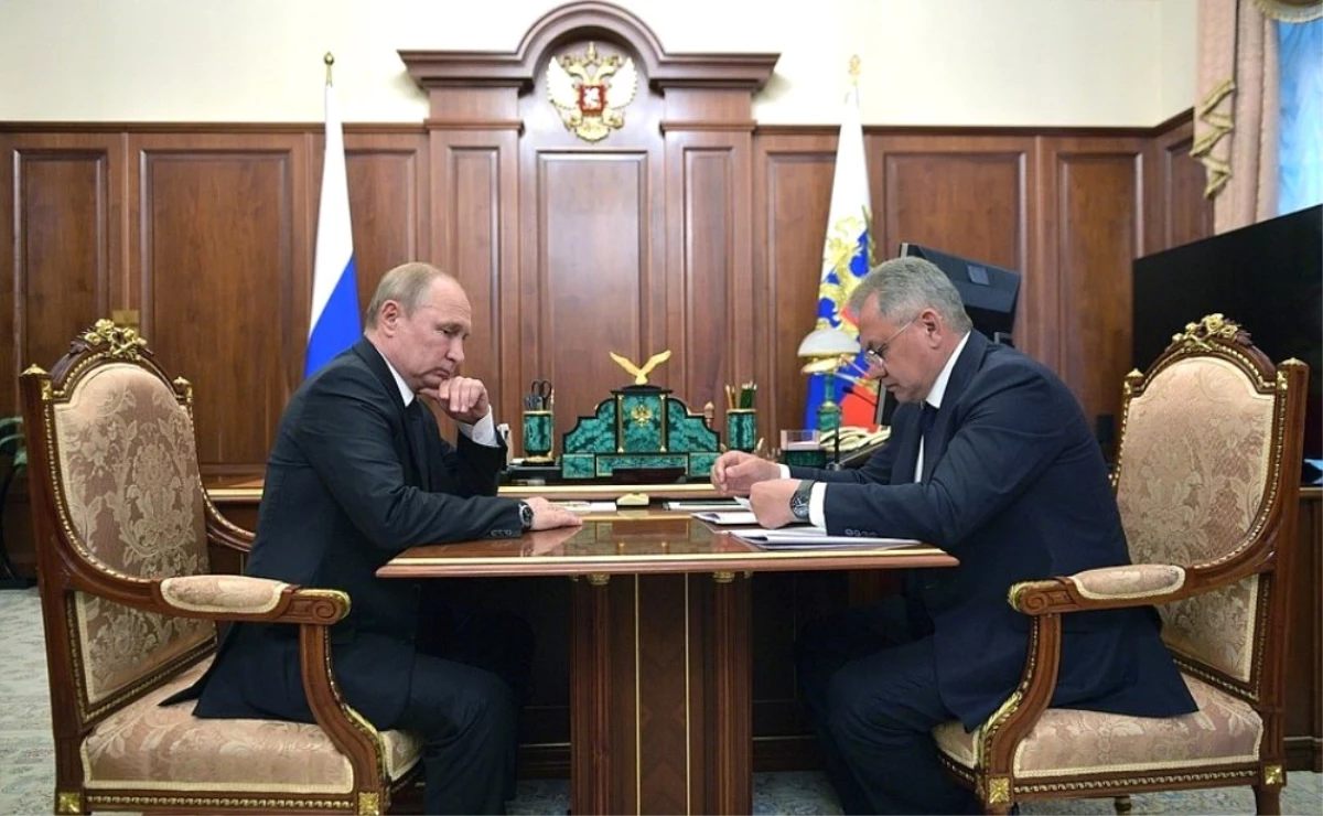 Putin: "Deniz kuvvetleri filosu ve ordu için büyük bir kayıp"