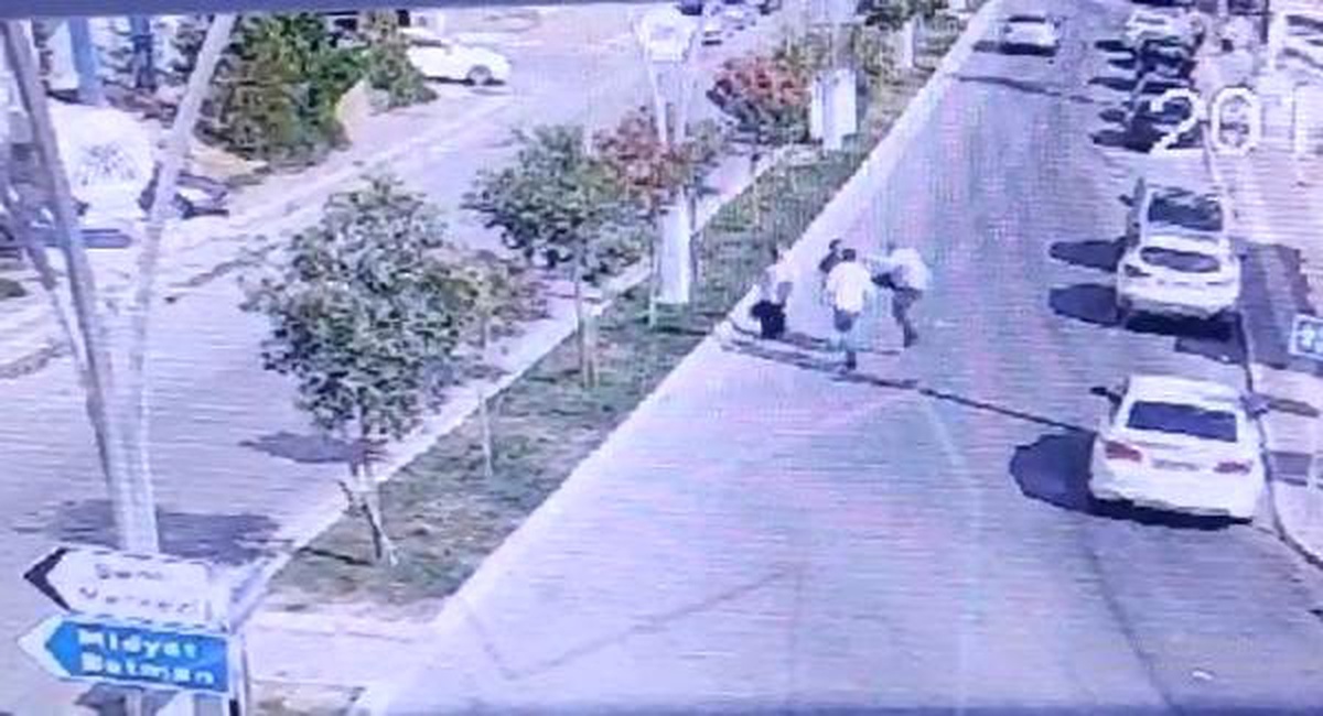 Rapor vermeyen doktor çifte cadde ortasında saldırı
