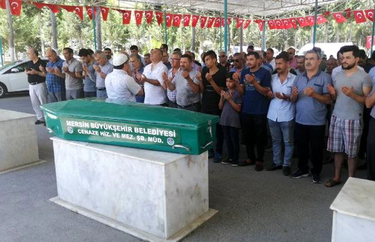 Sahte alkolden ölenler son yolculuğuna uğurlandı