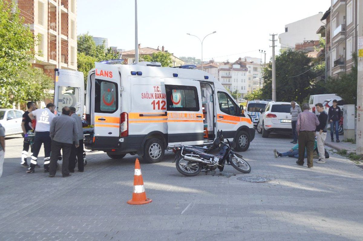 Tavşanlı\'da trafik kazası: 2 yaralı