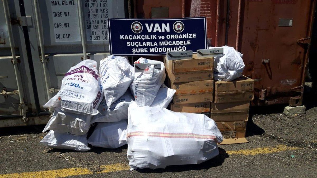 Van\'da 7 bin 350 paket kaçak sigara ele geçirildi