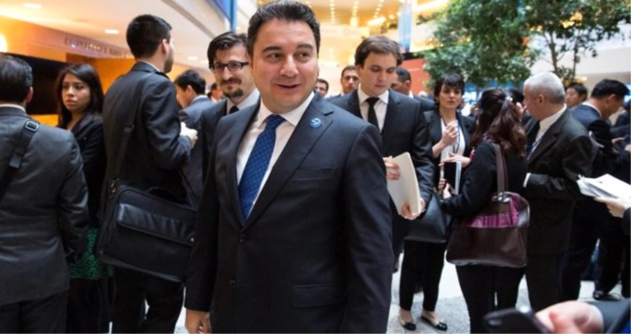 Yeni parti kuracağı iddia edilen Ali Babacan hakkında FETÖ\'ye yardımdan suç duyurusu
