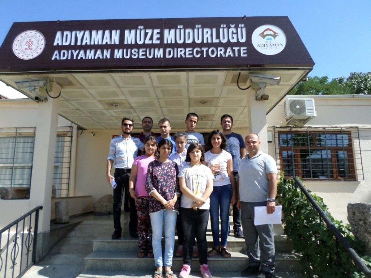 Adıyaman Belediyesi engelleri ortadan kaldırıyor