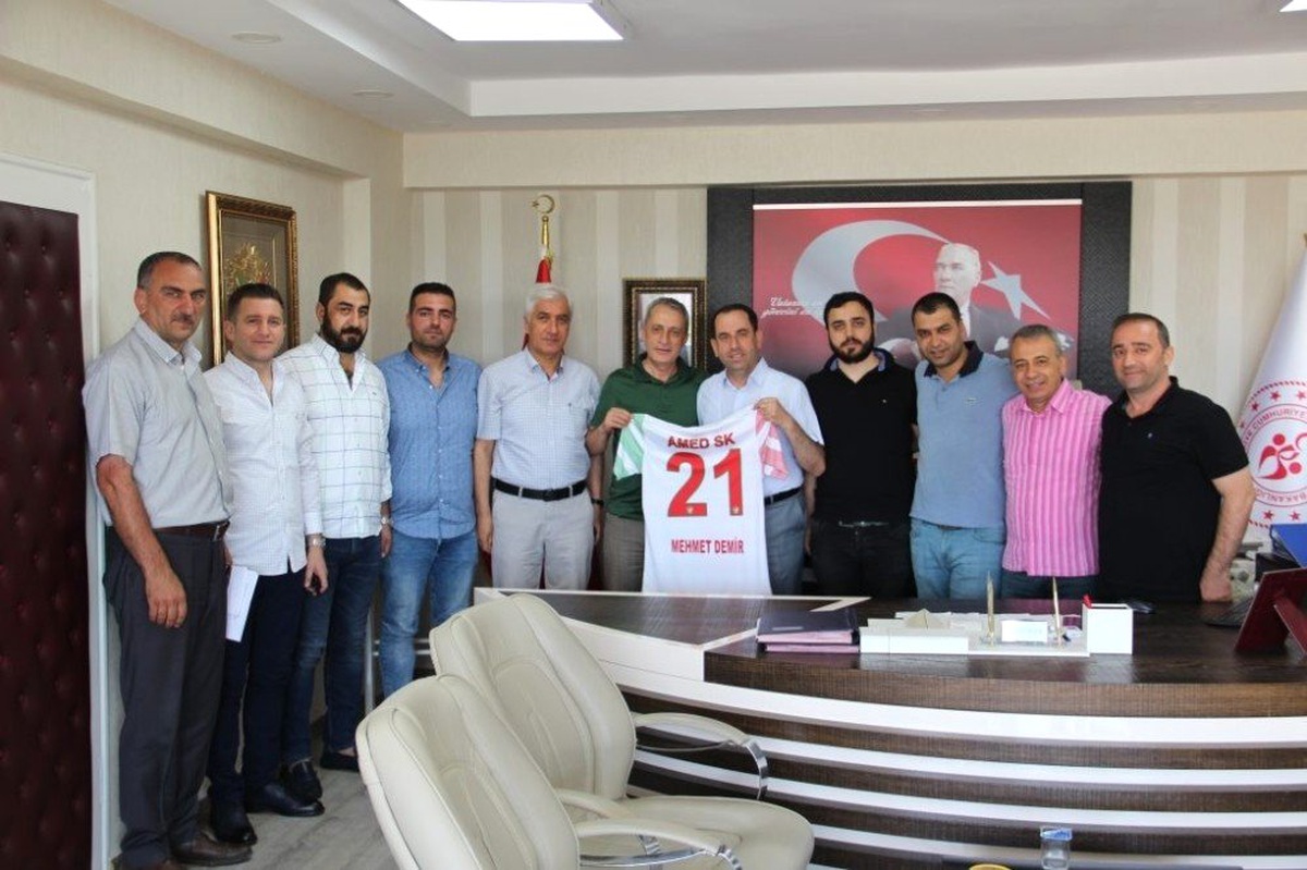 Amed Sportif Faaliyetleri yeni yönetiminden Demir\'e ziyaret