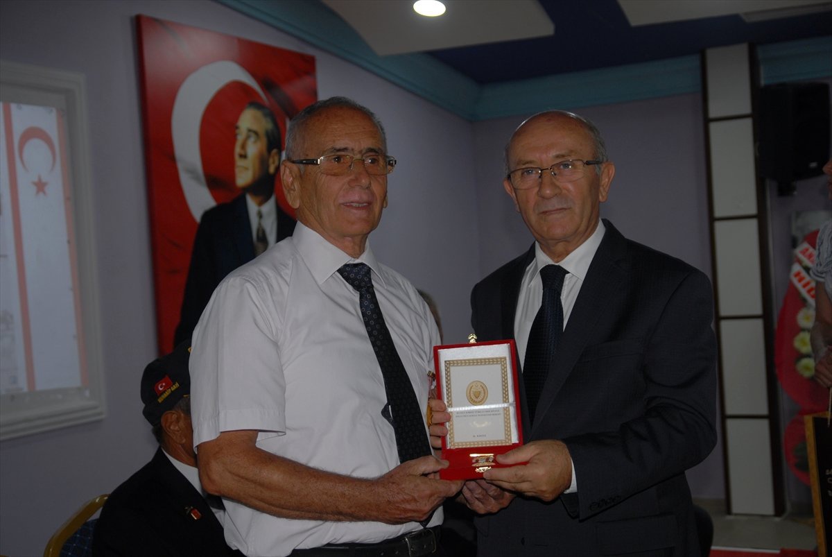 Anamur\'daki Kıbrıs gazilerine madalya ve berat