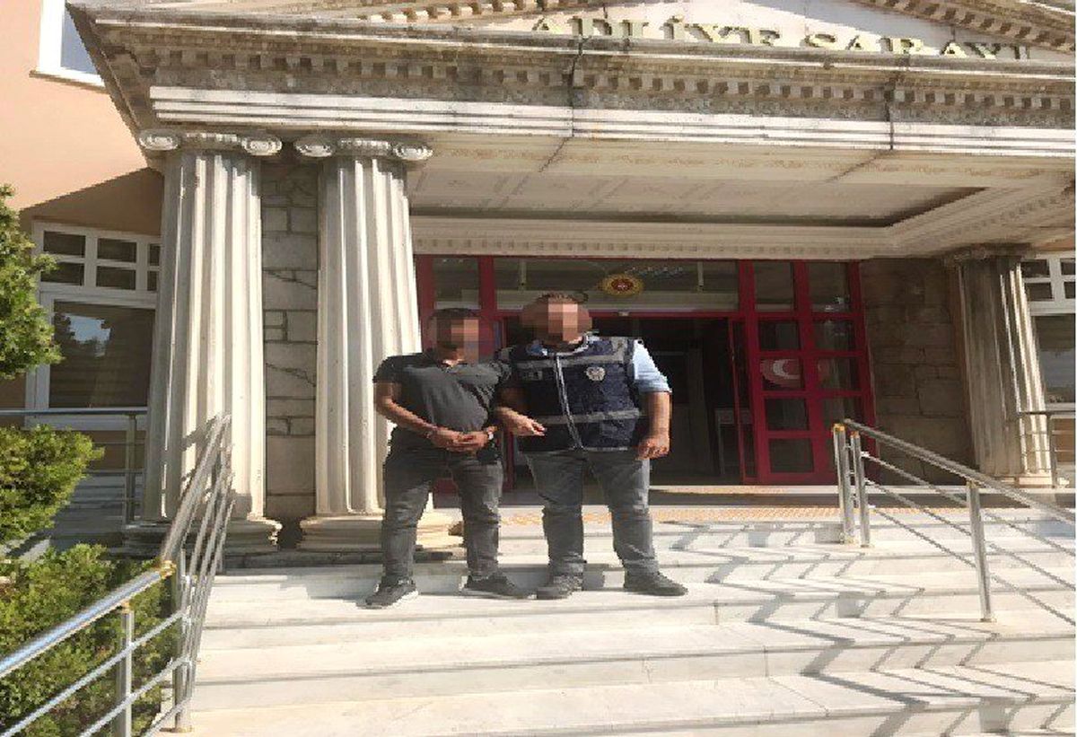 Aranan hırsızlık şüphelisi kovalamaca sonucu yakalandı