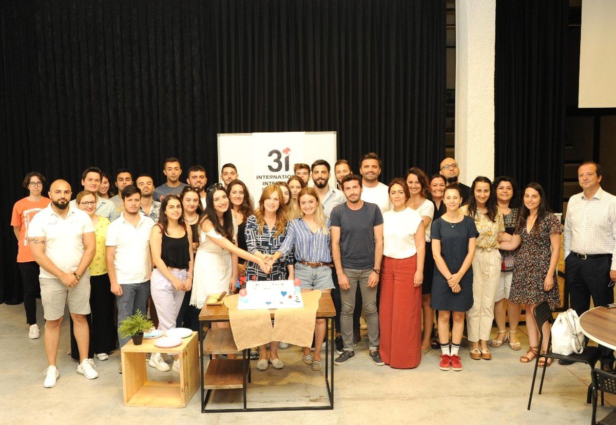 Balçovalı gençlere Avrupa piyangosu