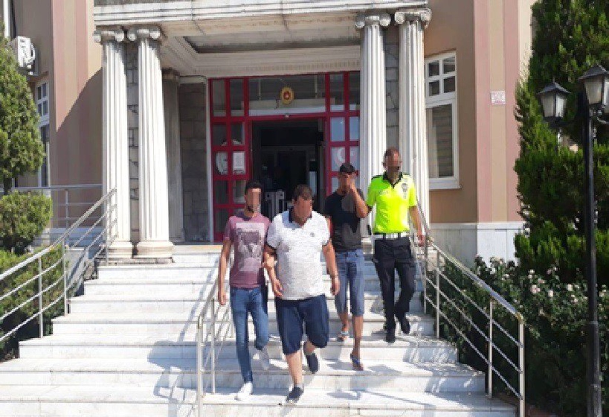 Didim\'de 53 kaçak ve 3 organizatör yakalandı
