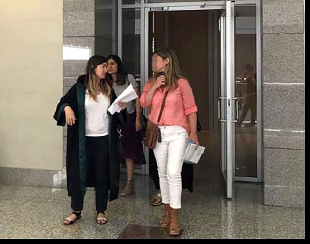 Ehliyet sınavına arkadaşının yerine girmek isterken yakalandı