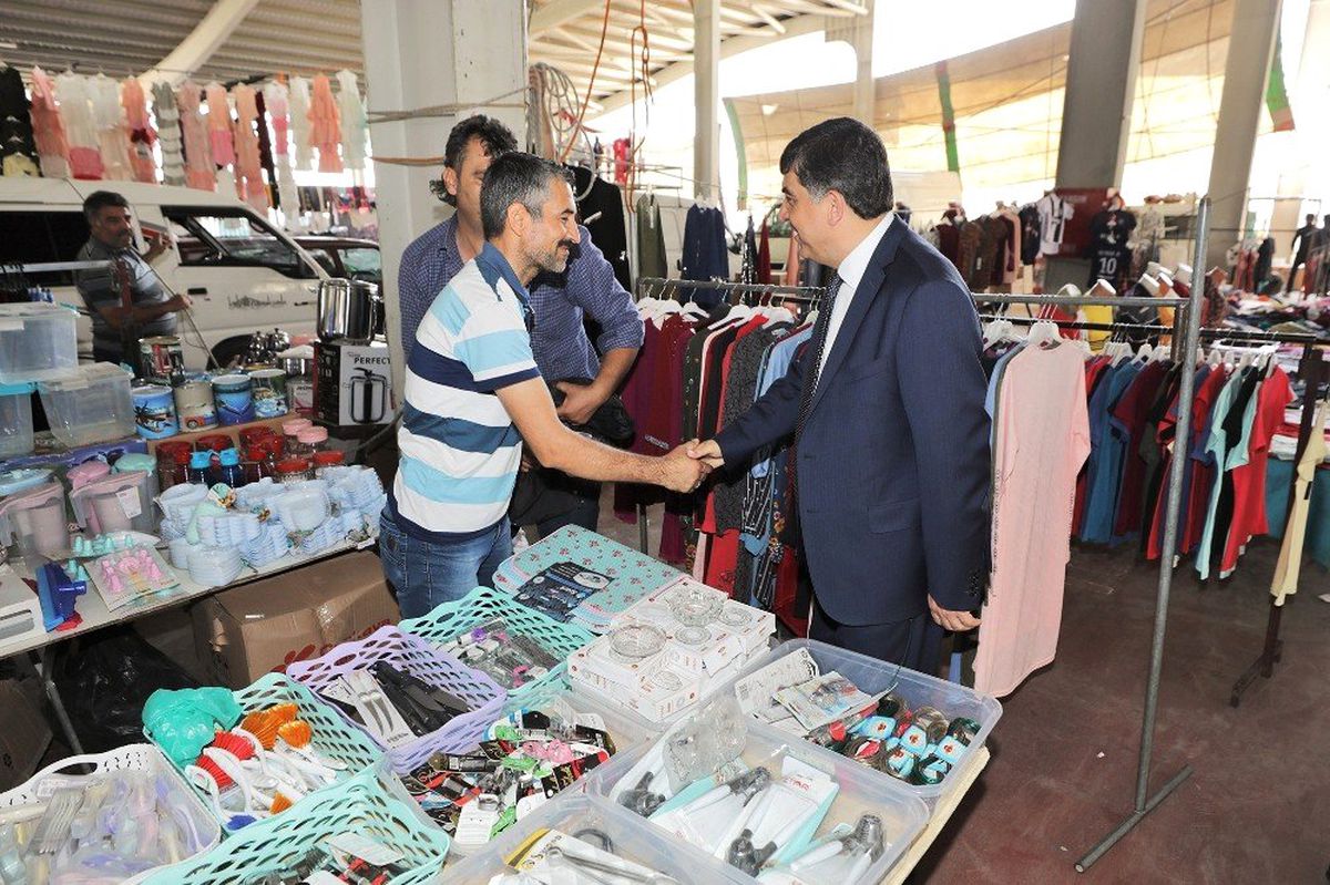 Fadıloğlu, pazar esnafını ziyaret etti