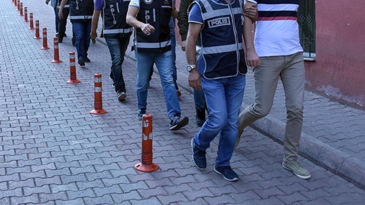 FETÖ\'nün \'TÜBİTAK yapılanması\'na yönelik operasyon: 7 gözaltı
