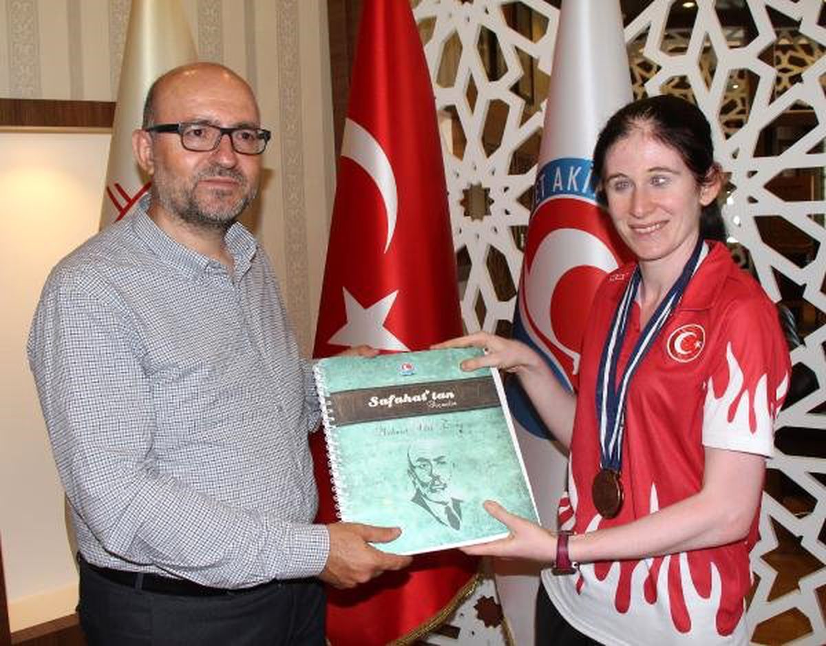 Görme engelli para atlet Çırakoğlu\'dan altın madalya