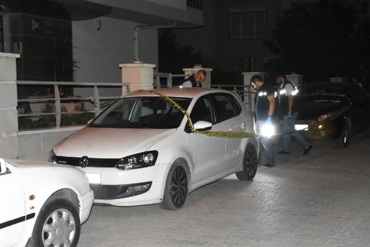 Husumetlisini tabancayla ağır yaraladı