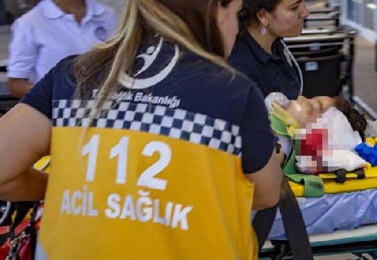Kurusıkı tabancayla oynayan çocuk başından yaralandı