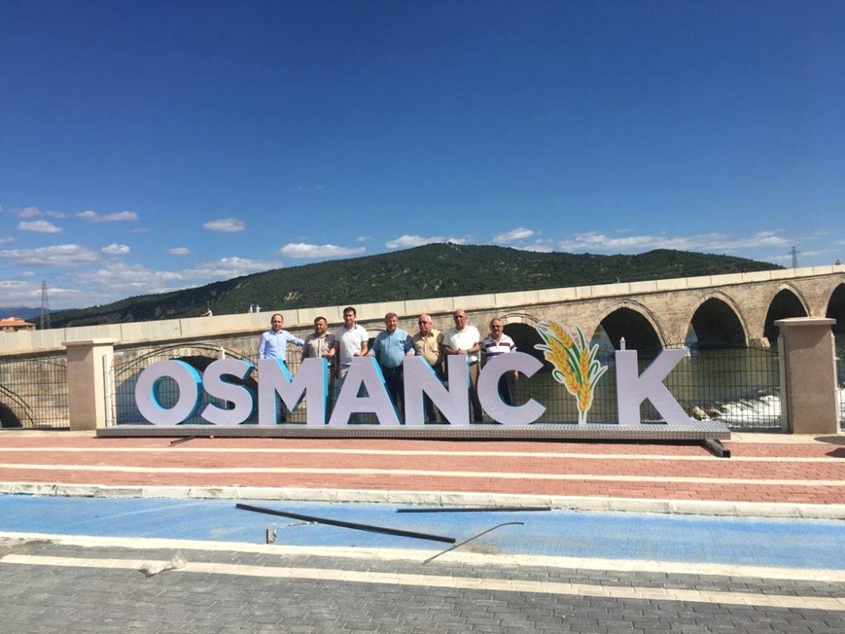 Osmancık Belediyesi\'nden pirinç başaklı "Osmancık" yazısı