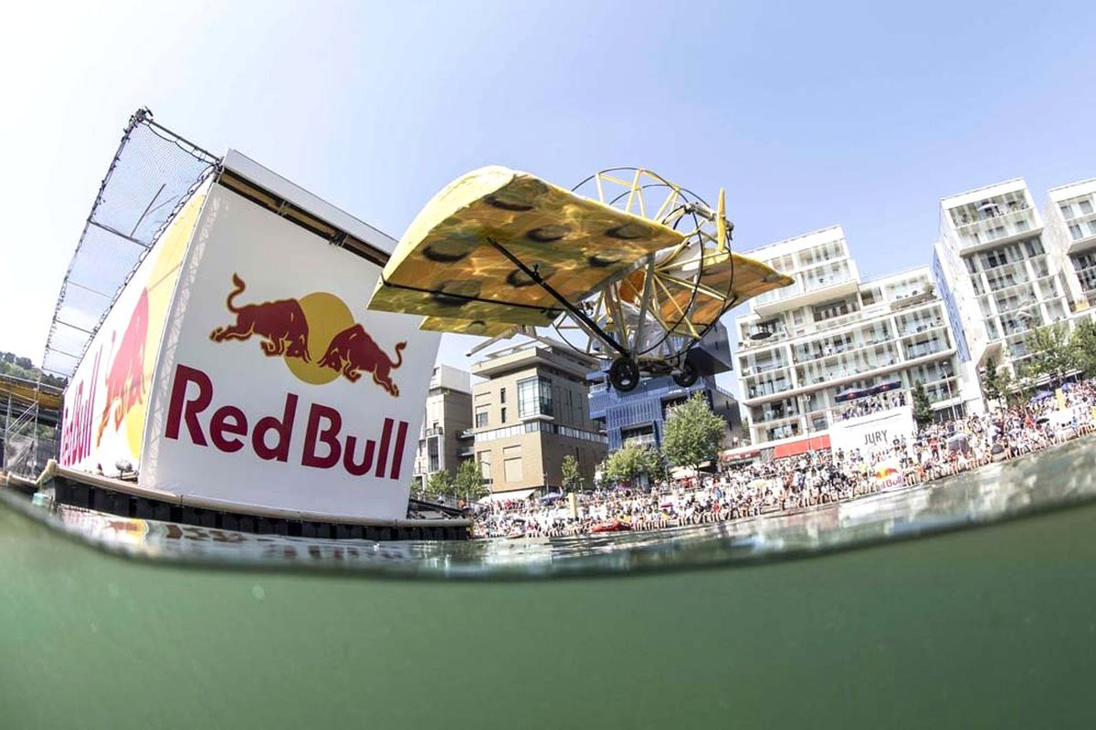 Red Bull Uçuş Günü Fransa ve Sırbistan\'ın ardından Türkiye\'de