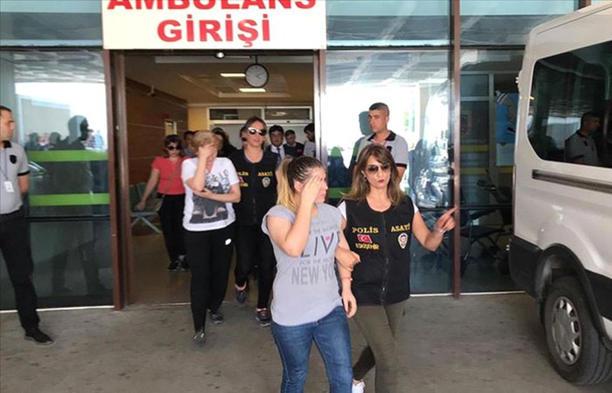 Sarar çiftinin evindeki soygunun şüphelileri Bulgaristan\'dan iade edildi