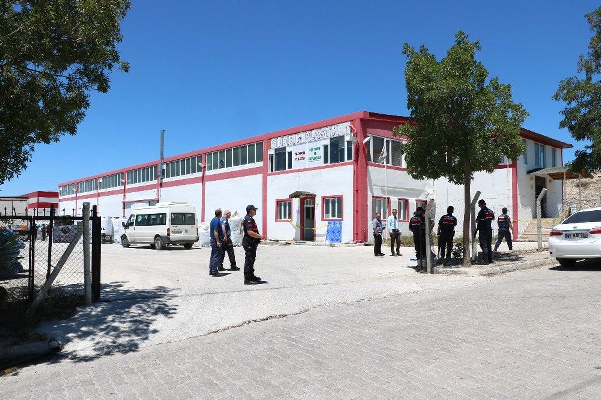 Yozgat\'ta fabrikada silahlı kavga: 1 ölü, 4 yaralı