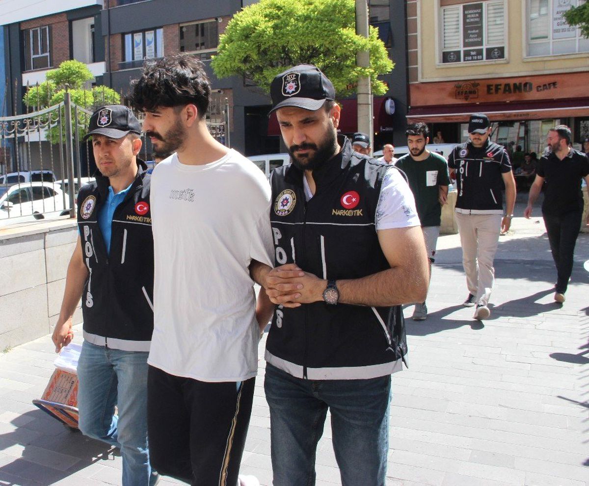 Zehir tacirleri adliyede