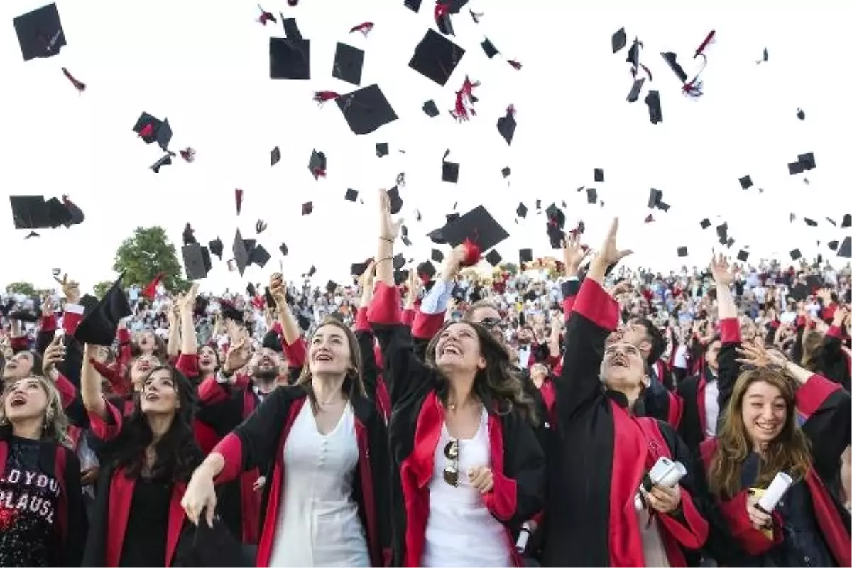 6 bin 500 öğrenci yeni hayatlarına adım attı