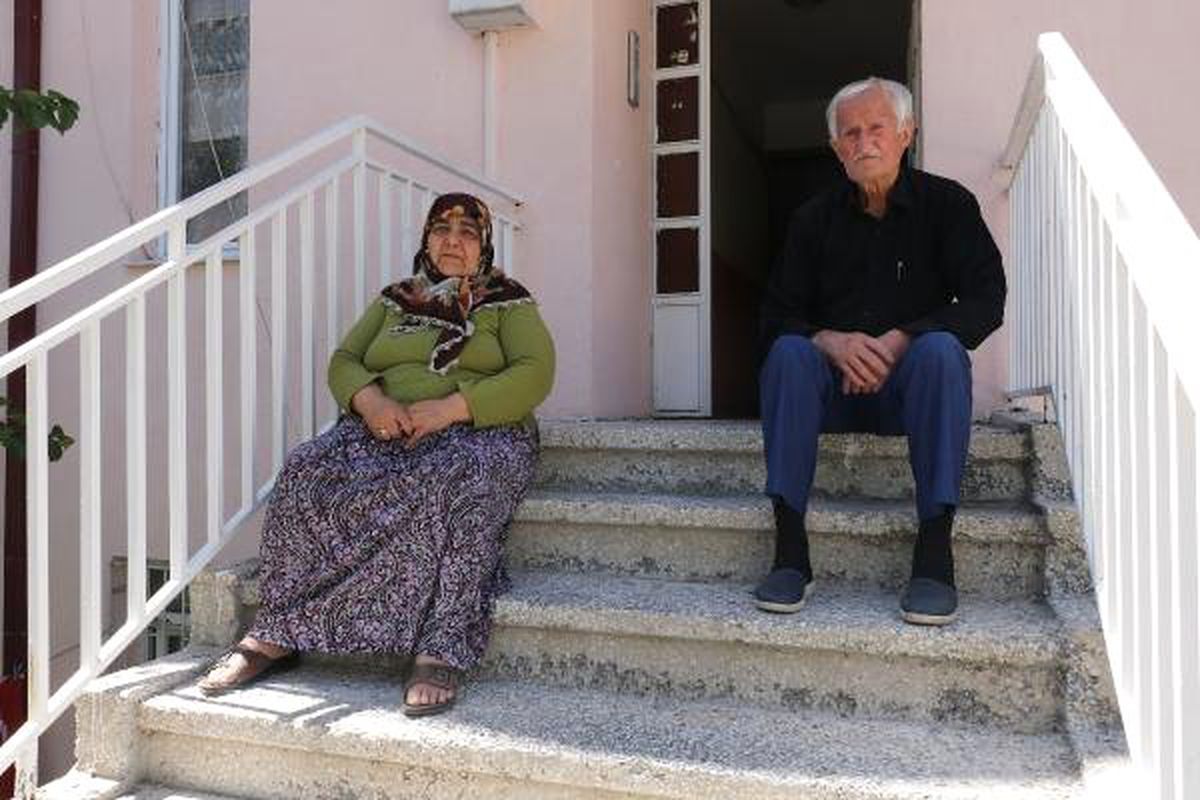 Afyonkarahisar\'da şehit anne ve babasının darbedildiği iddiası