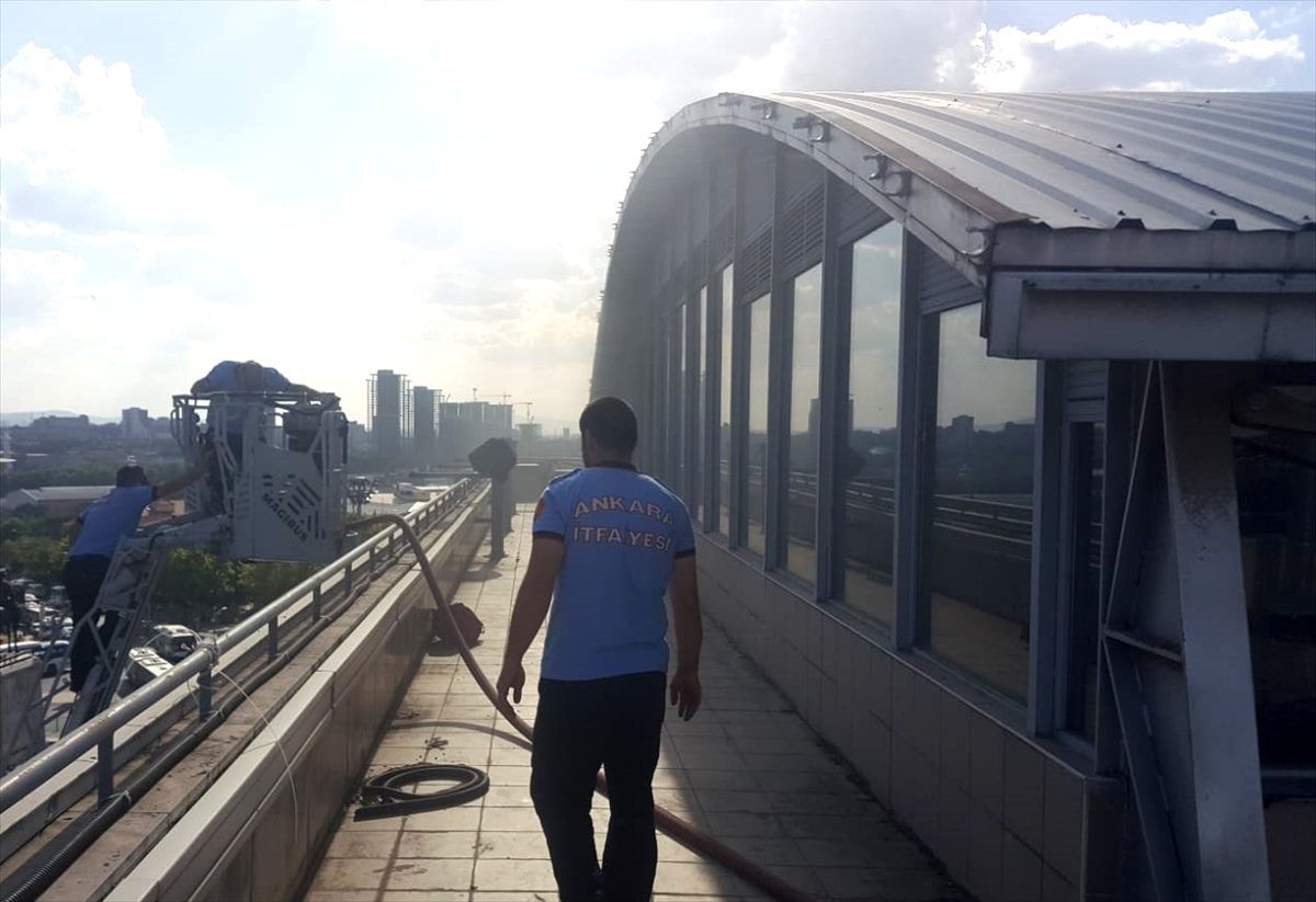 Başkentte depo yangını
