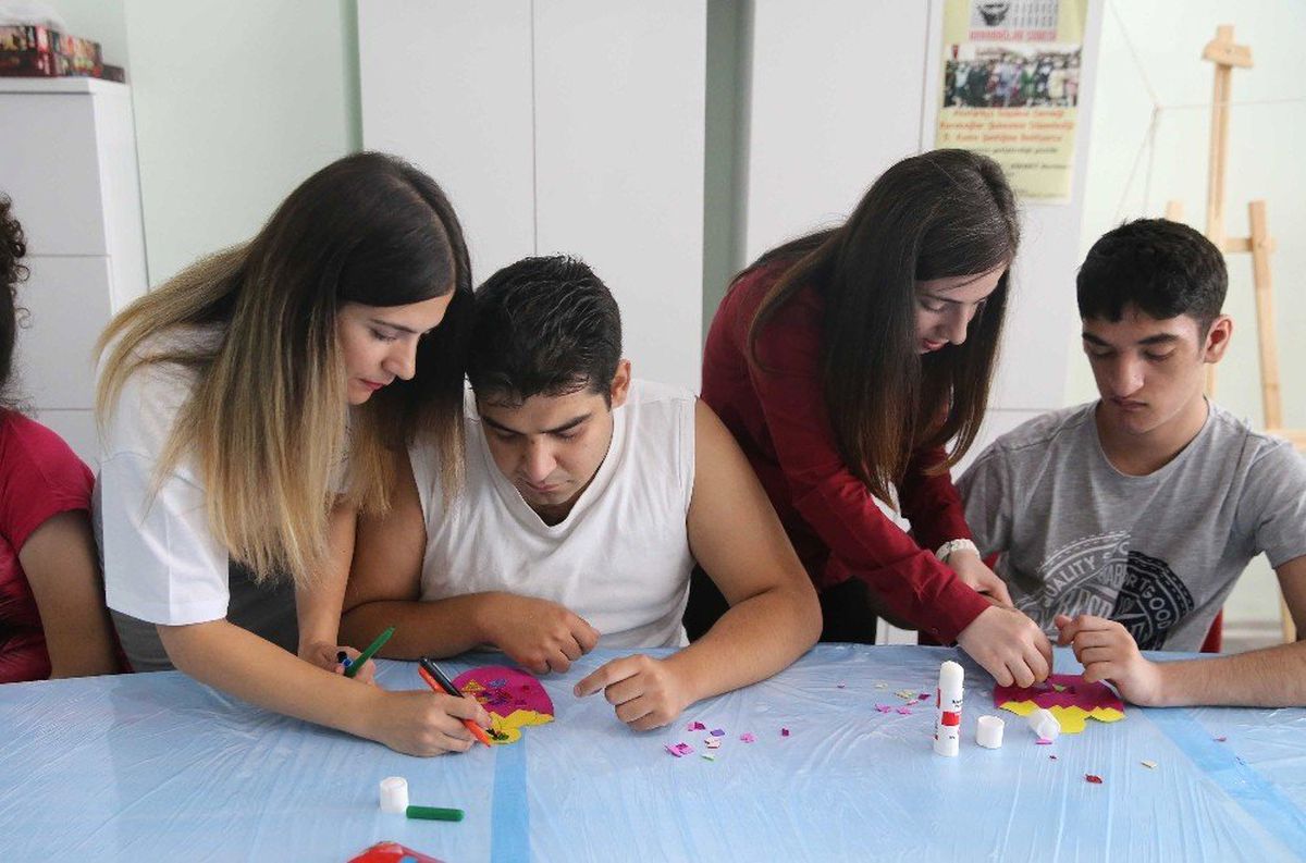 Bu merkezde \'engel\' yok