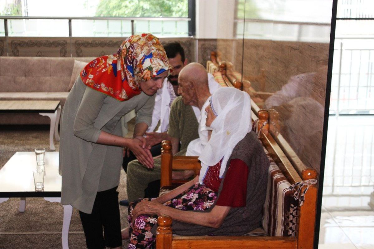 Engelli ve yardıma muhtaçlar rehabilitasyon merkezinde huzur buluyor
