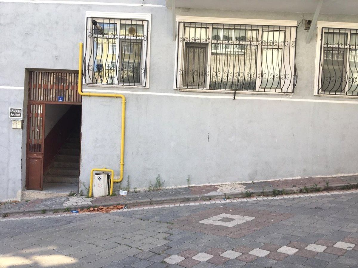 Evinde hayatını kaybeden yaşlı adamın cesedi günler sonra bulundu