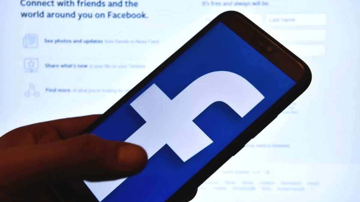 Facebook, Twitter, Instagram ve WhatsApp dünya çapında sorun yaşıyor