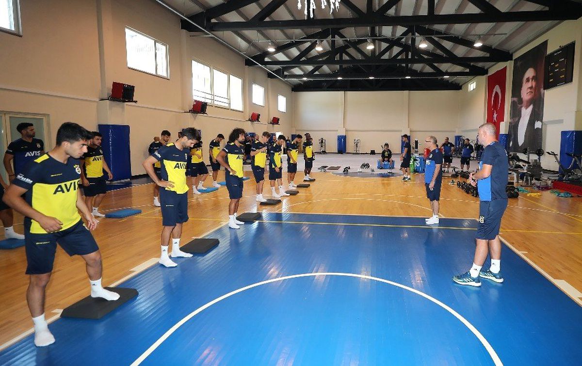 Fenerbahçe salonda çalıştı