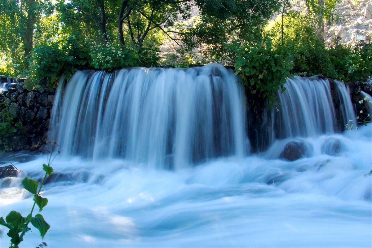 GÜNCELLEME - Munzur Gözeleri turistlerin ilgi odağı