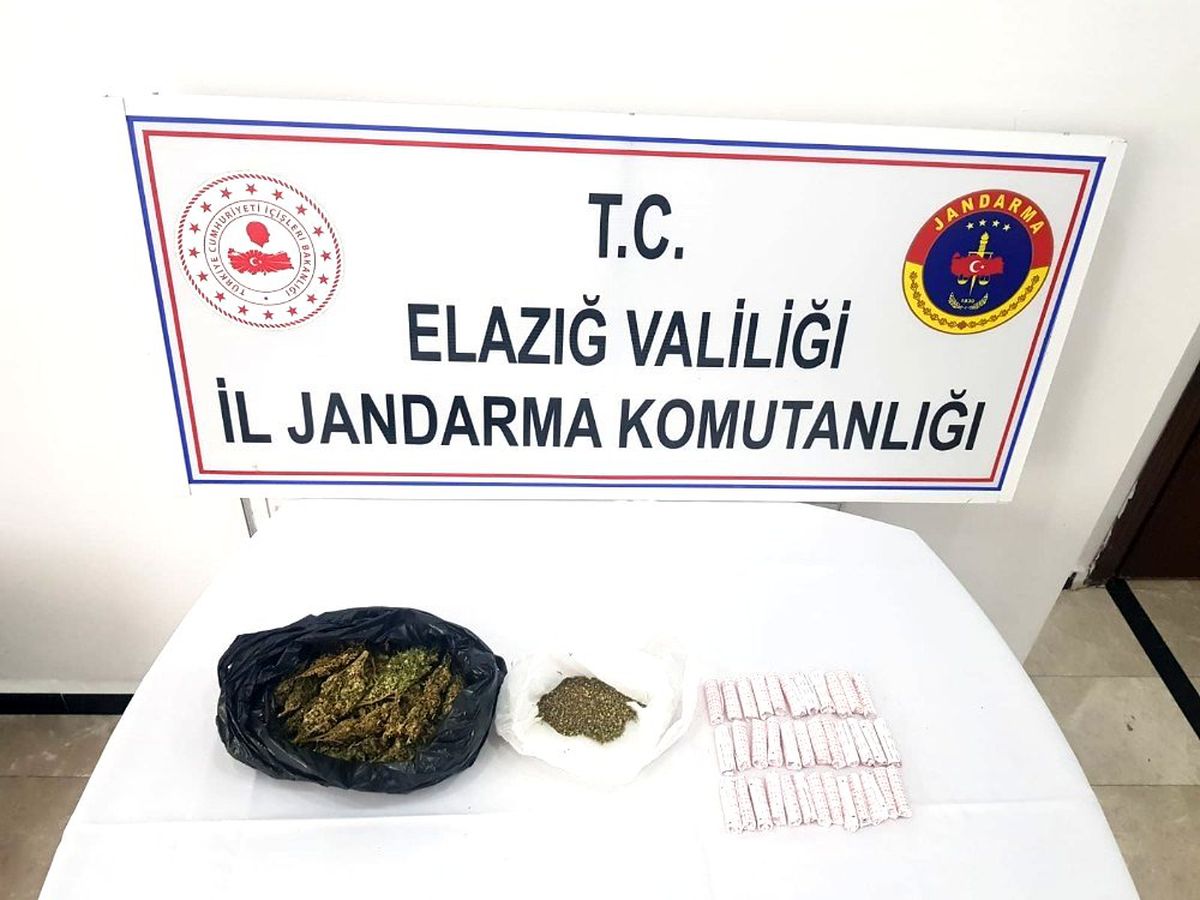 Hipodromda satışa hazır fişekler halinde esrar ele geçirildi