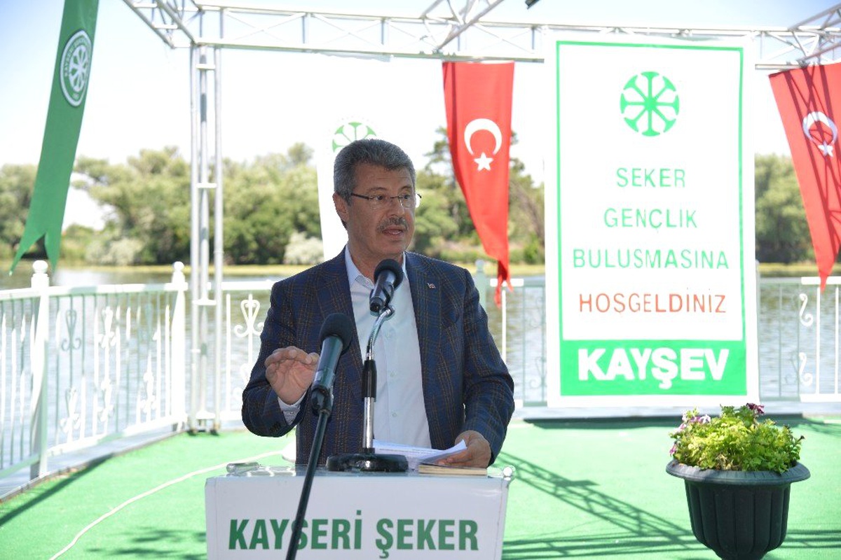 Kayseri Şeker, \'KAYSEV\' Vakfından 1243 üniversite öğrencisine burs