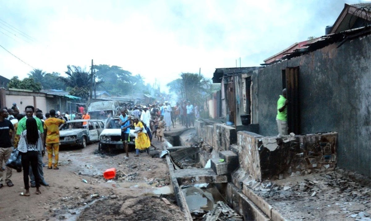 Nijerya\'da petrol boru hattında patlama! 2 ölü