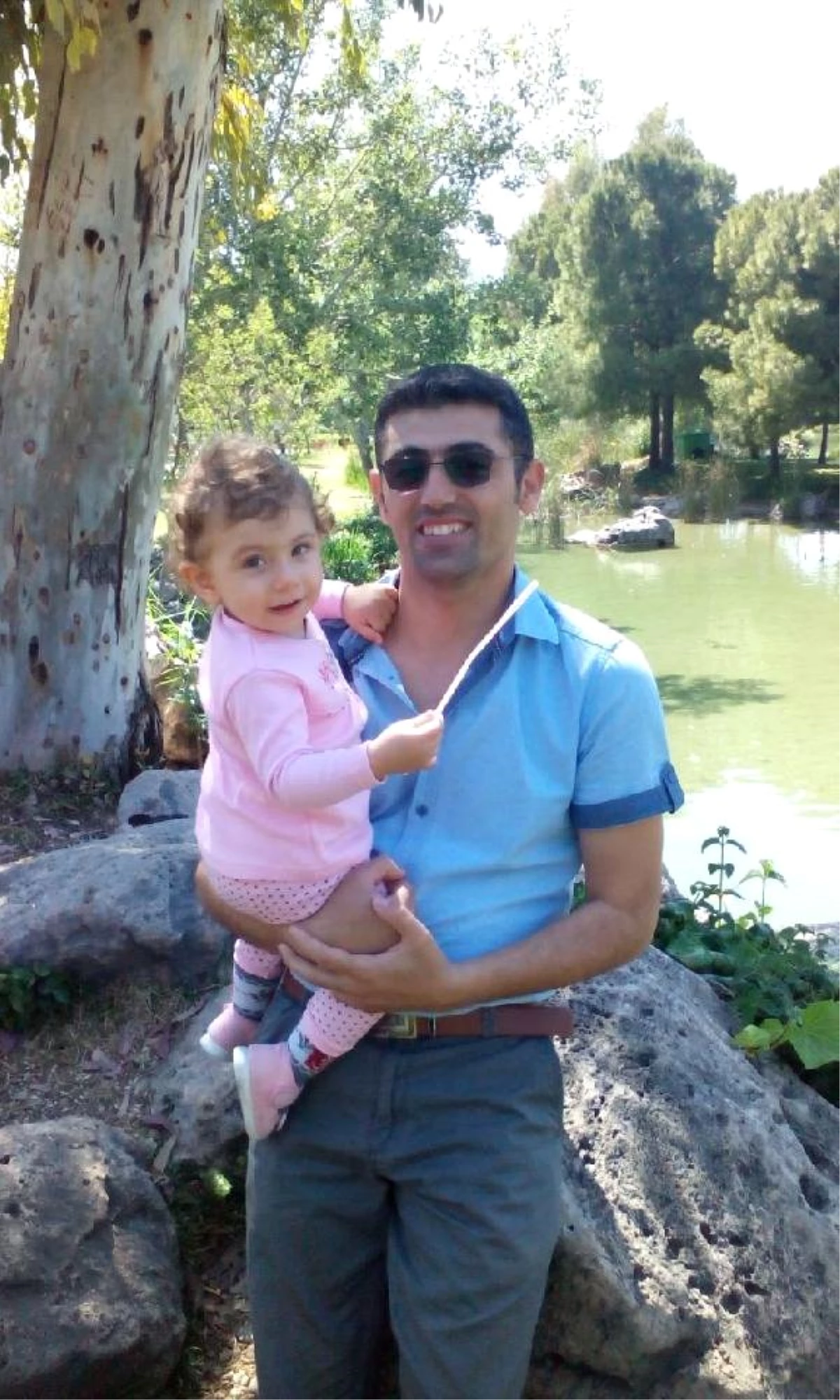 (ÖZEL) Antalyalı baba: Çocuğum Ukrayna\'ya kaçırıldı, sesimi duyun