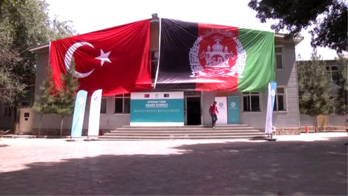 Afganistan\'daki FETÖ\'ye ait 5 okul daha TMV\'ye devredildi
