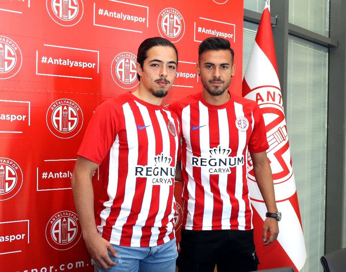 Antalyaspor\'da 2 imza birden