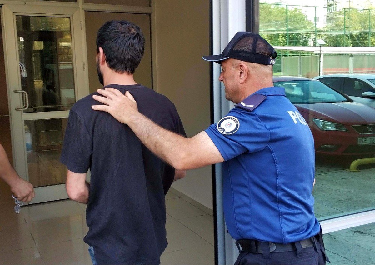 Bakışma yüzünden çıkan kavgada ateş açan şahıs gözaltına alındı