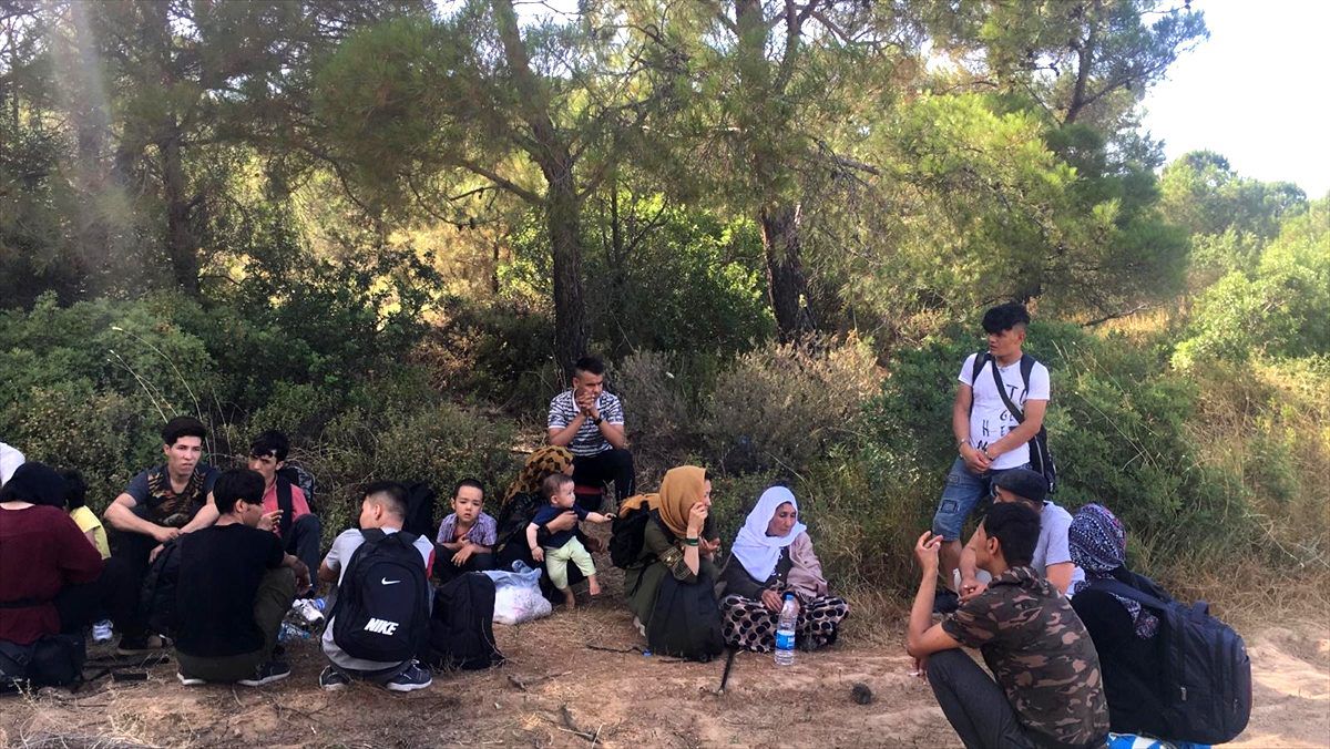 Balıkesir\'de 35 düzensiz göçmen yakalandı